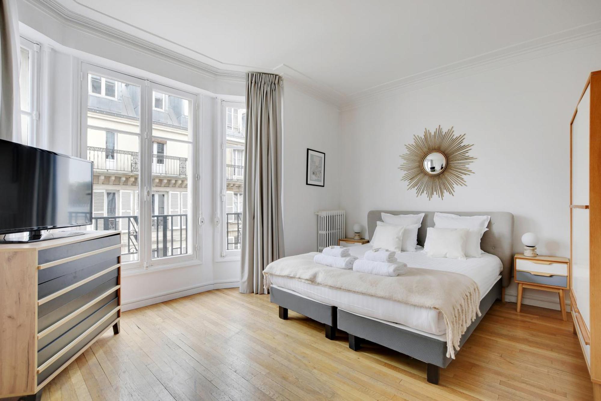 Pick A Flat'S Apartments In Saint Michel - Rue Du Sommerard Paris Exterior photo