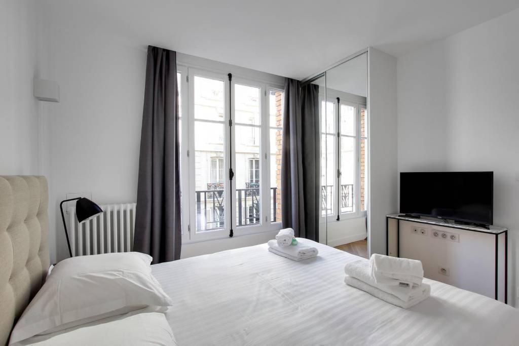 Pick A Flat'S Apartments In Saint Michel - Rue Du Sommerard Paris Exterior photo